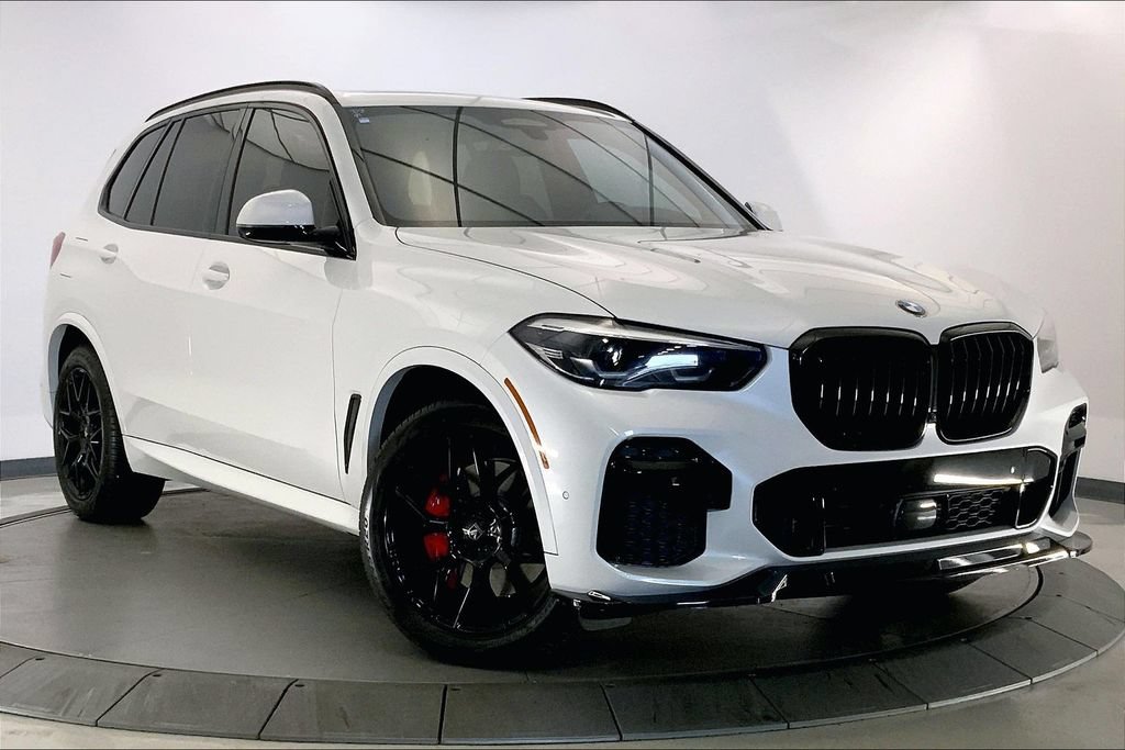 Used 2022 BMW X5 xDrive40i w/ M Sport Package AWD/4WD image 33