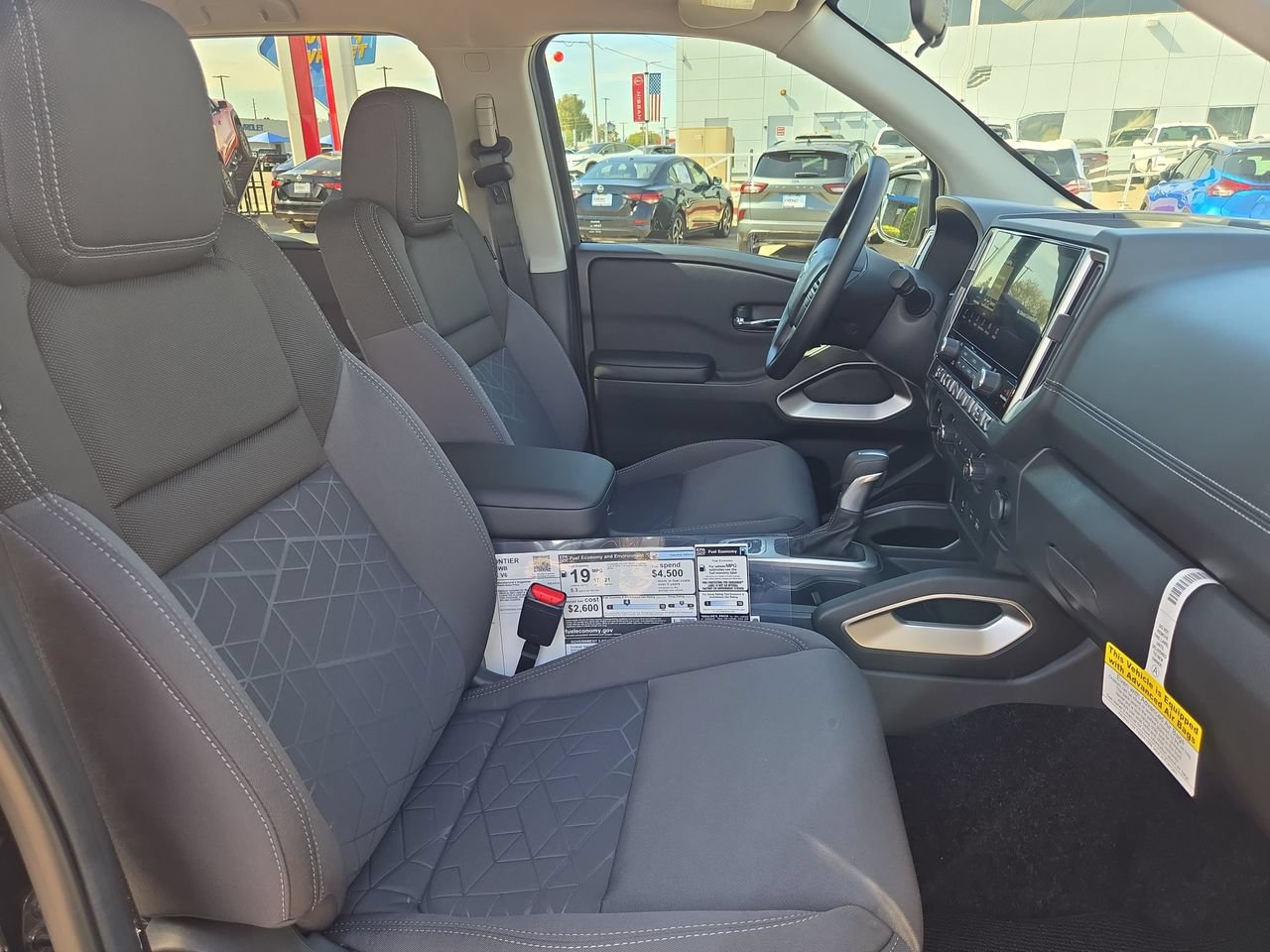 New 2026 Nissan Frontier SV w/ Tow Package AWD/4WD image 10