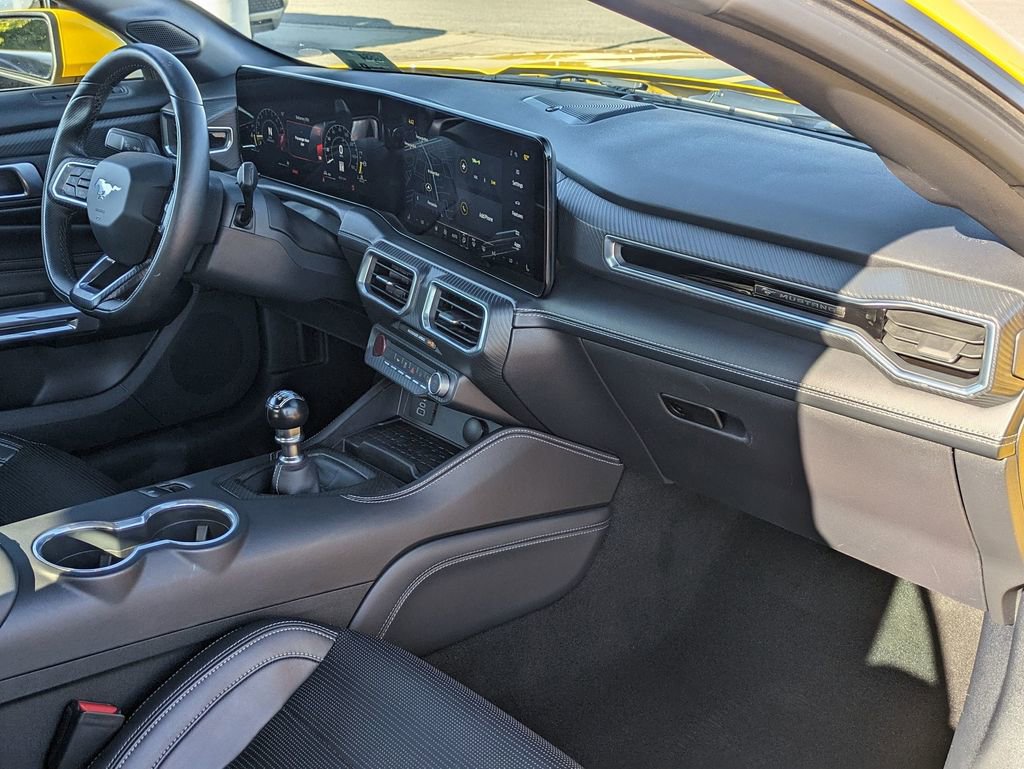Used 2024 Ford Mustang GT Premium image 31