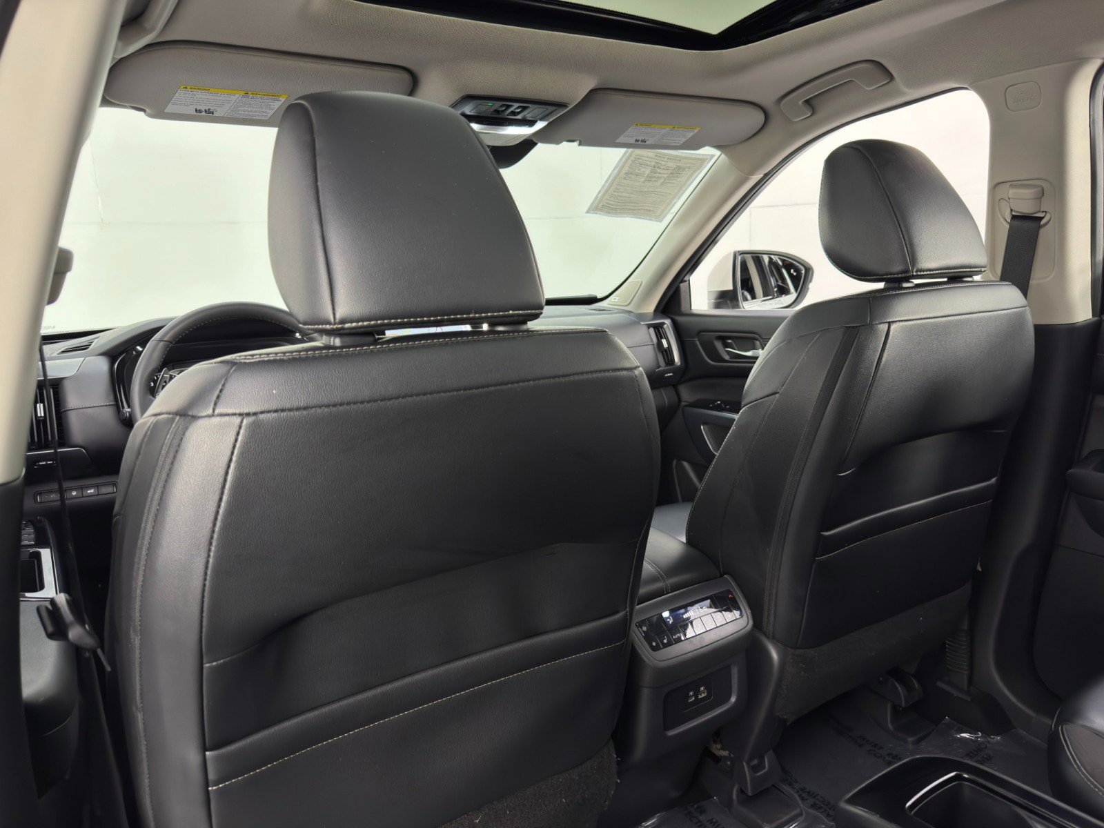 Used 2023 Nissan Pathfinder SL w/ SL Premium Package image 33