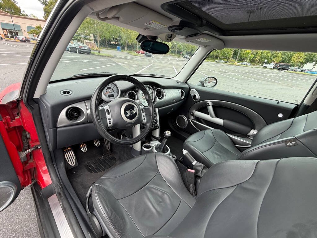Used 2004 MINI Cooper S FWD image 10
