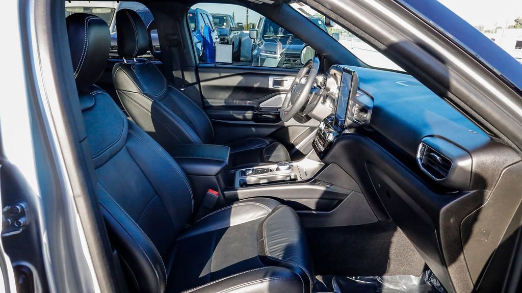 Used 2021 Ford Explorer ST w/ Equipment Group 401A image 18