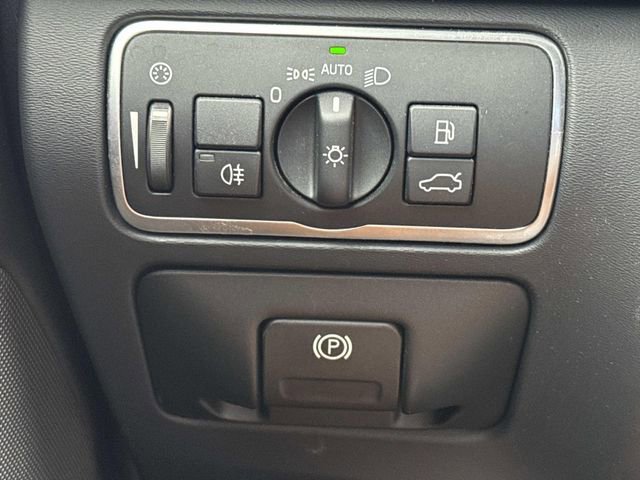 Used 2015 Volvo XC60 T5 image 18