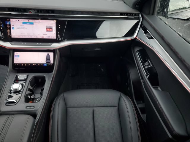 Used 2024 Jeep Wagoneer Launch Edition AWD/4WD image 25