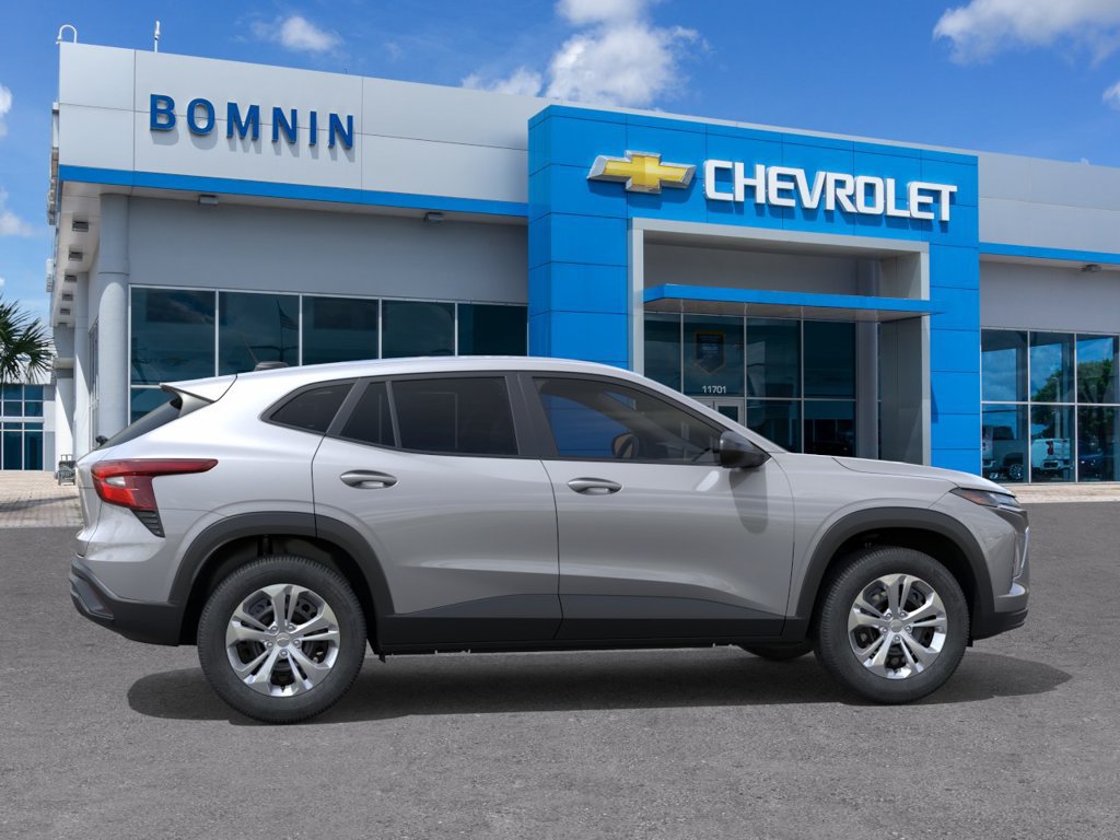 New 2026 Chevrolet Trax LS FWD image 6