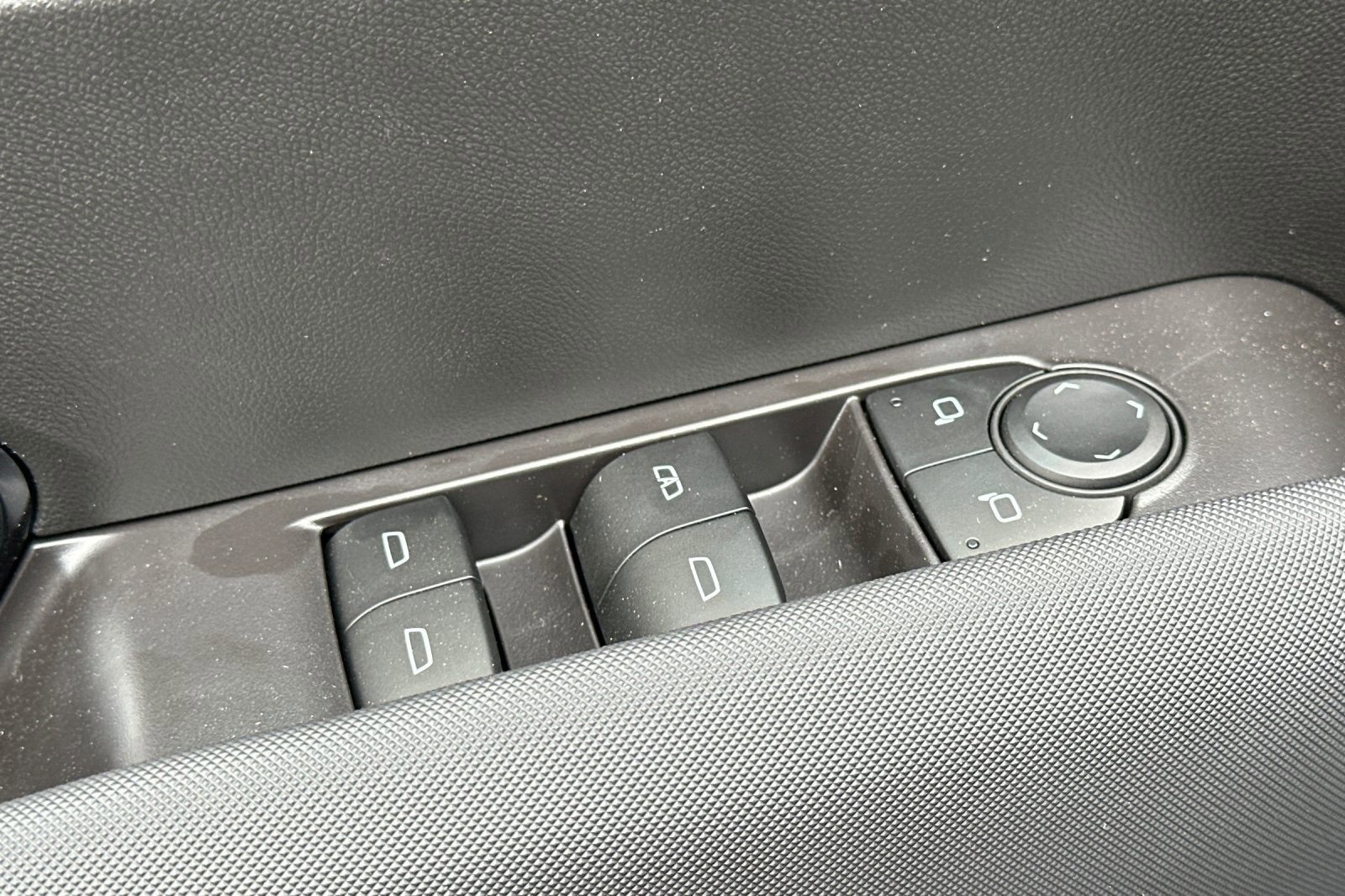 New 2025 Chevrolet Colorado Z71 w/ Technology Package image 12