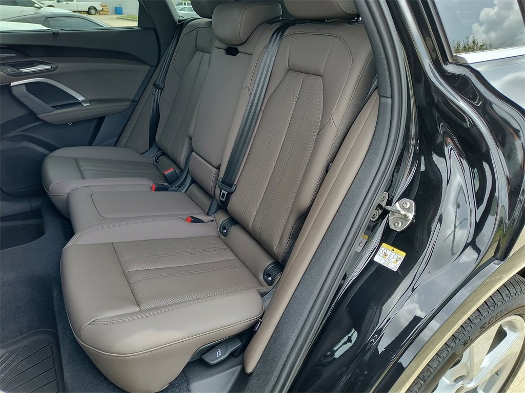 New 2025 Audi Q5 Premium Plus image 15
