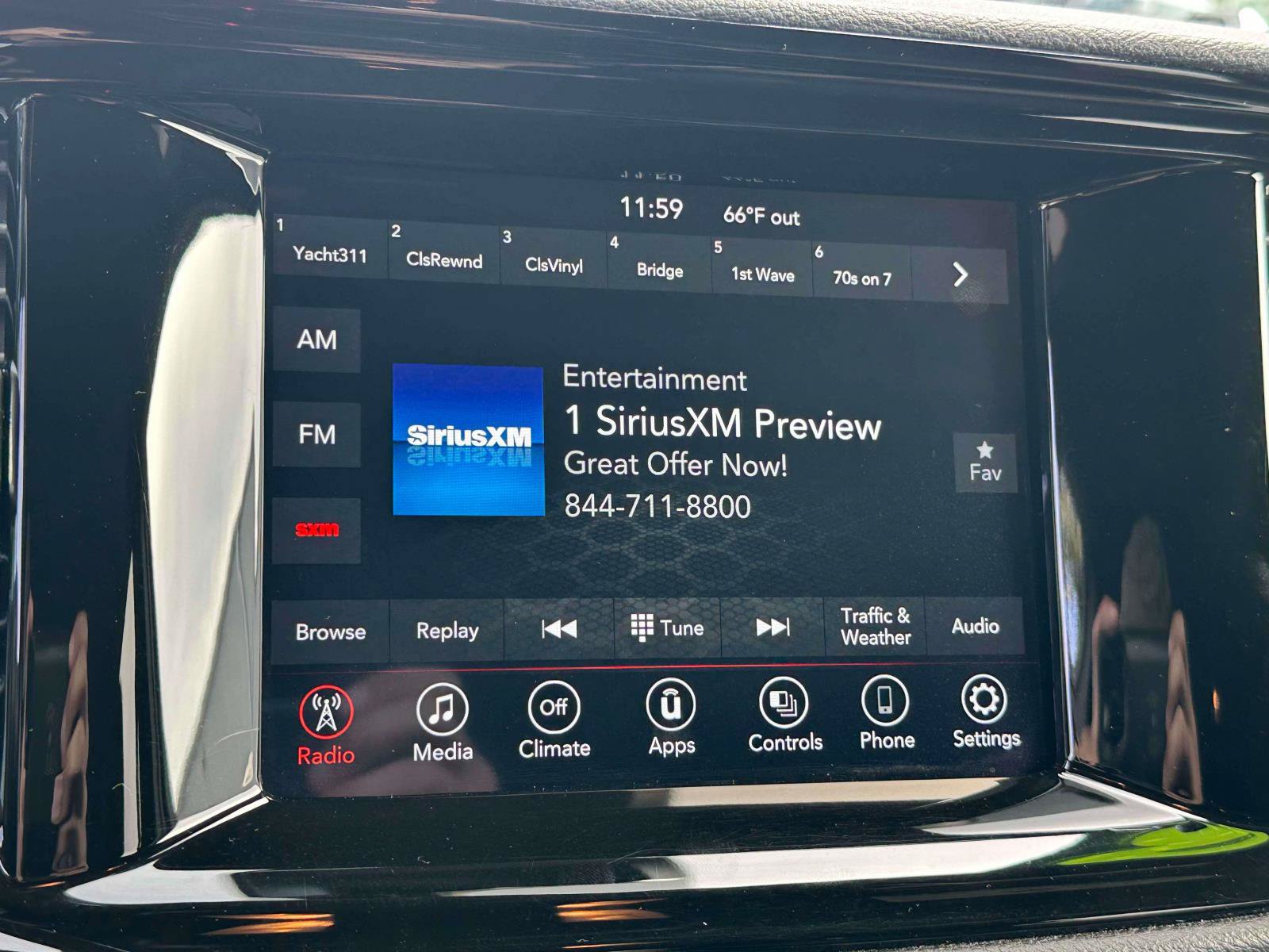 Used 2023 Dodge Durango SXT Launch Edition AWD/4WD image 23