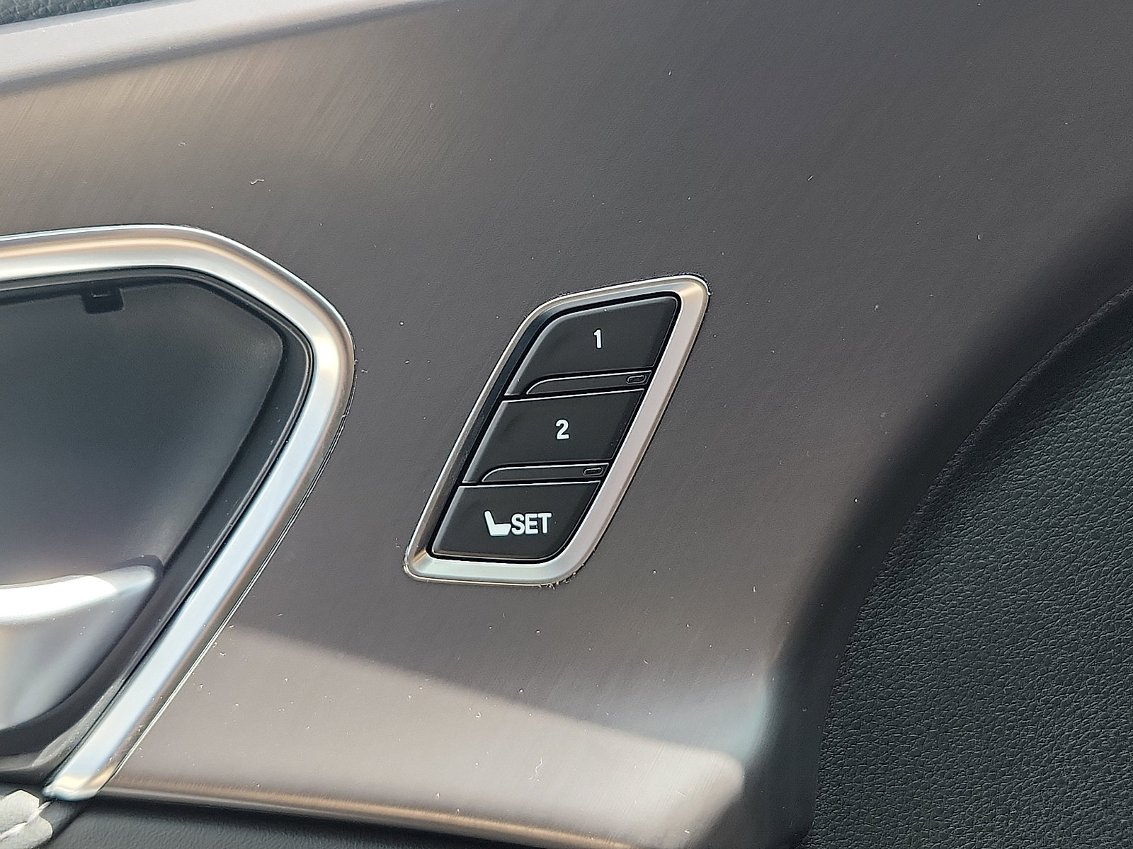 New 2026 Acura RDX SH-AWD image 15