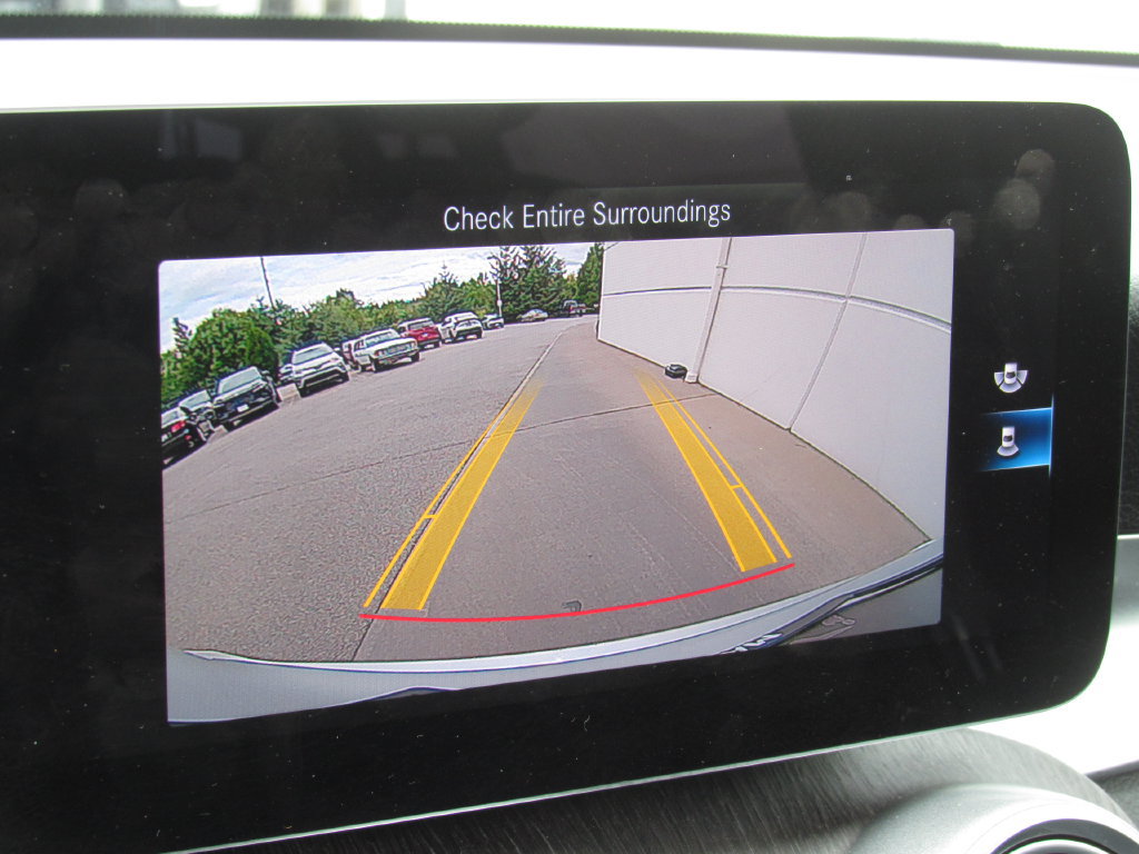 Used 2020 Mercedes-Benz GLC 300 4MATIC image 18