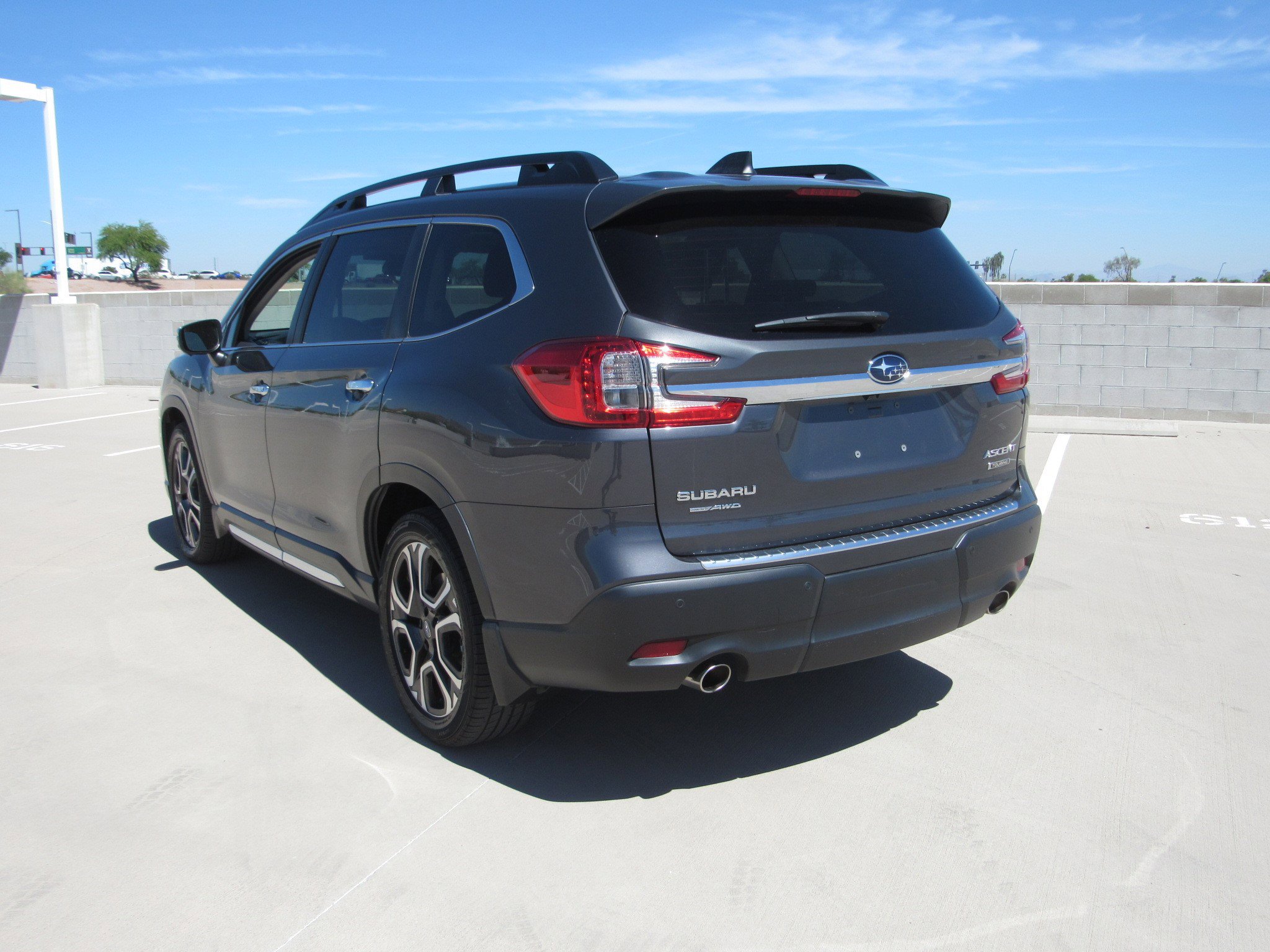 Used 2023 Subaru Ascent Touring image 6