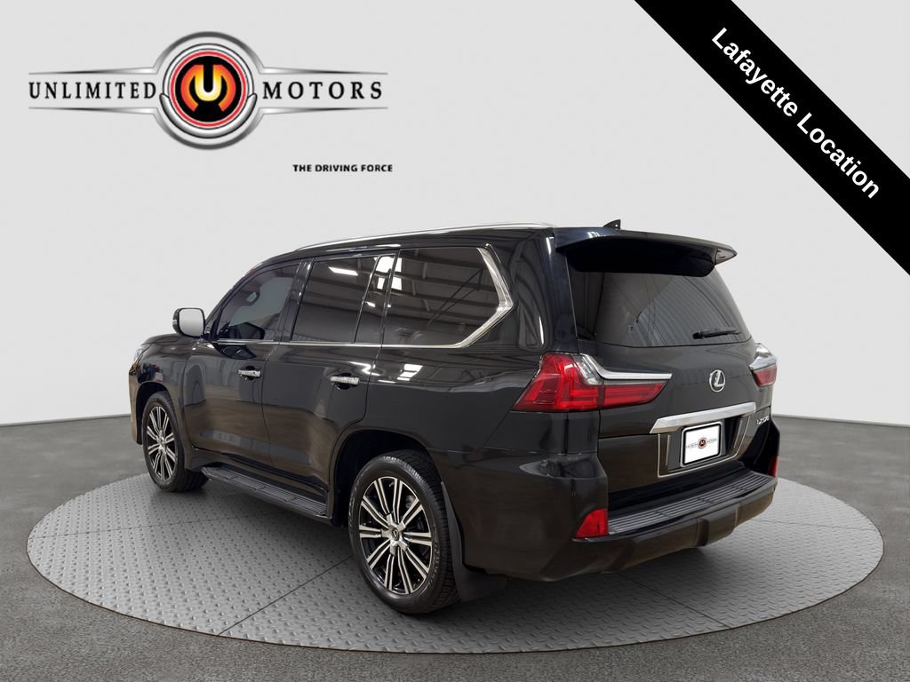 Used 2019 Lexus LX 570 4WD w/ Luxury Package image 3