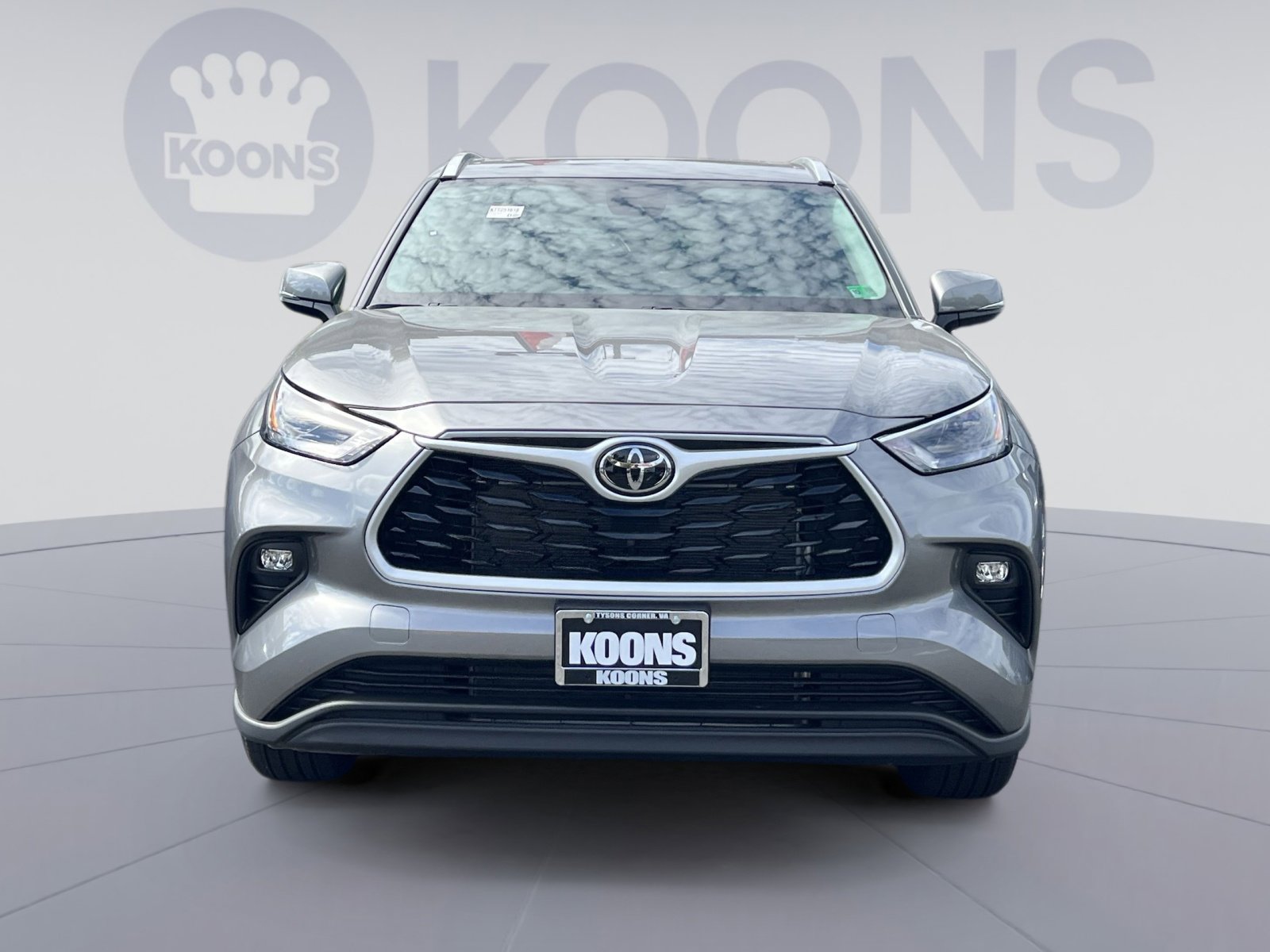 New 2025 Toyota Highlander XLE image 4