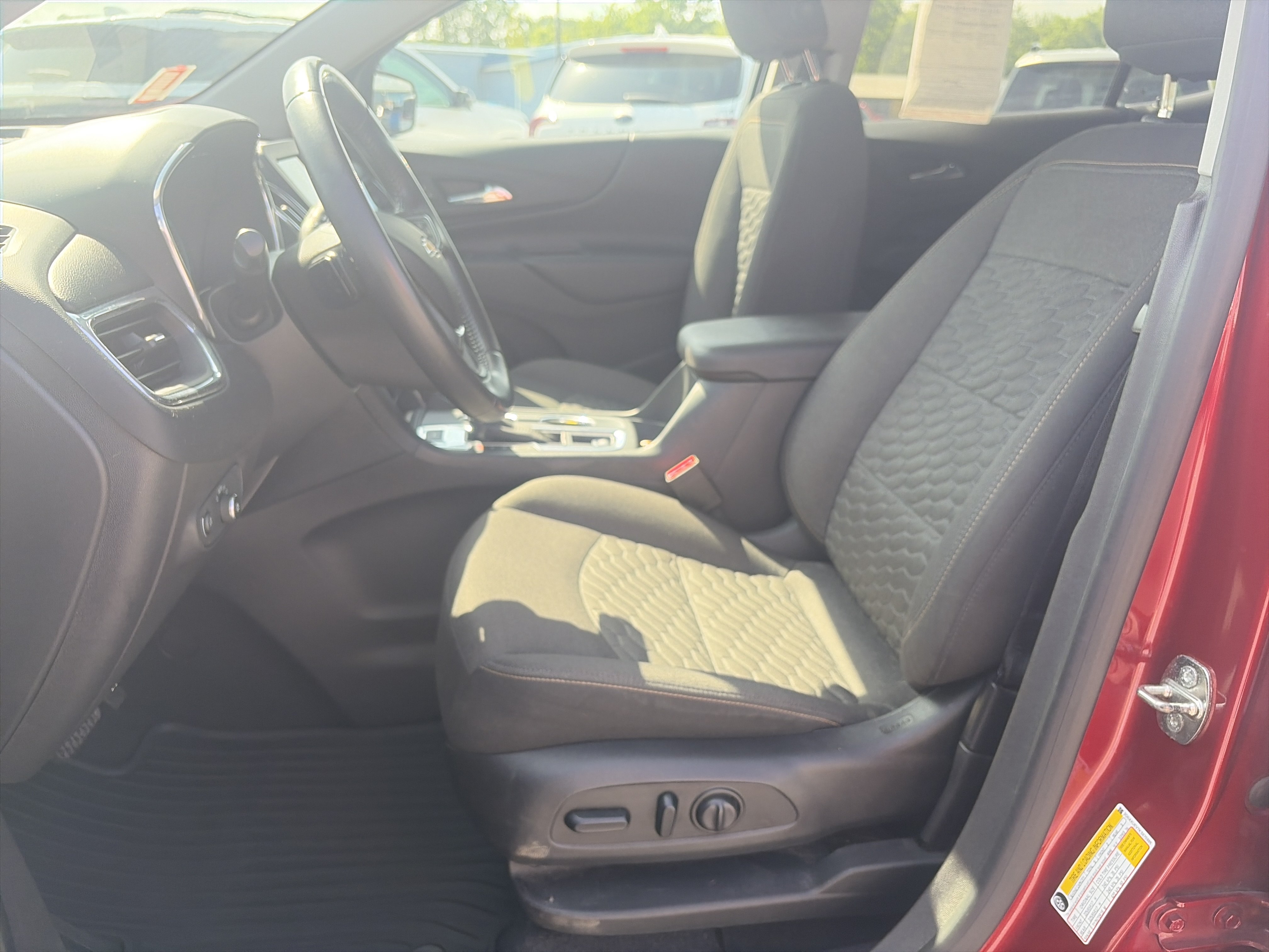 Used 2019 Chevrolet Equinox LT AWD/4WD image 5