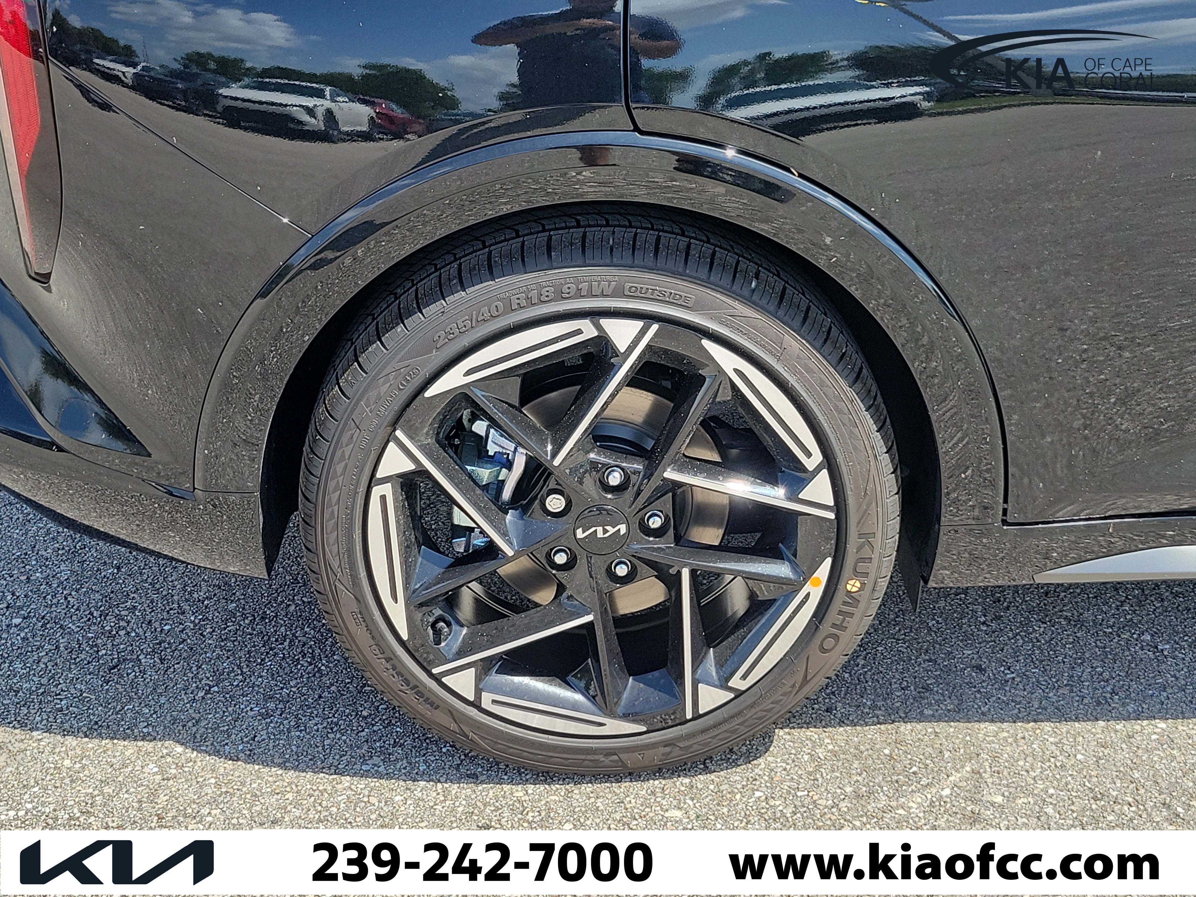 New 2026 Kia K4 GT-Line w/ GT-Line Premium Package FWD image 9