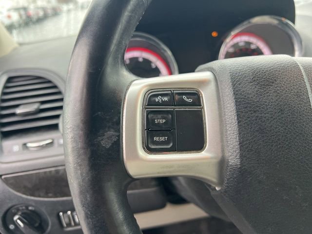 Used 2012 Dodge Grand Caravan SE image 14