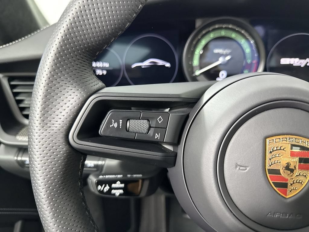 Certified 2024 Porsche 911 GT3 RS RWD image 36