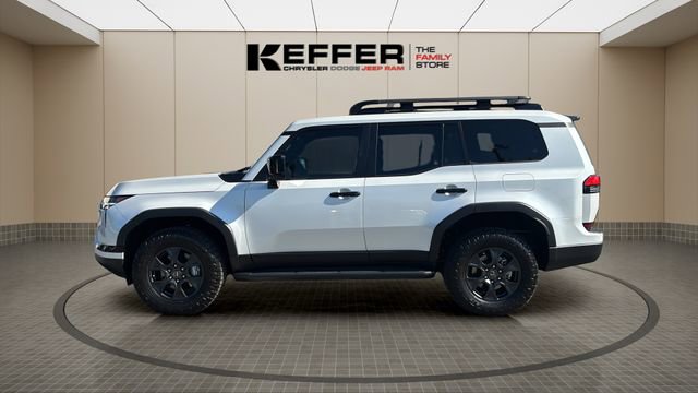 Used 2024 Lexus GX 550 AWD/4WD image 2