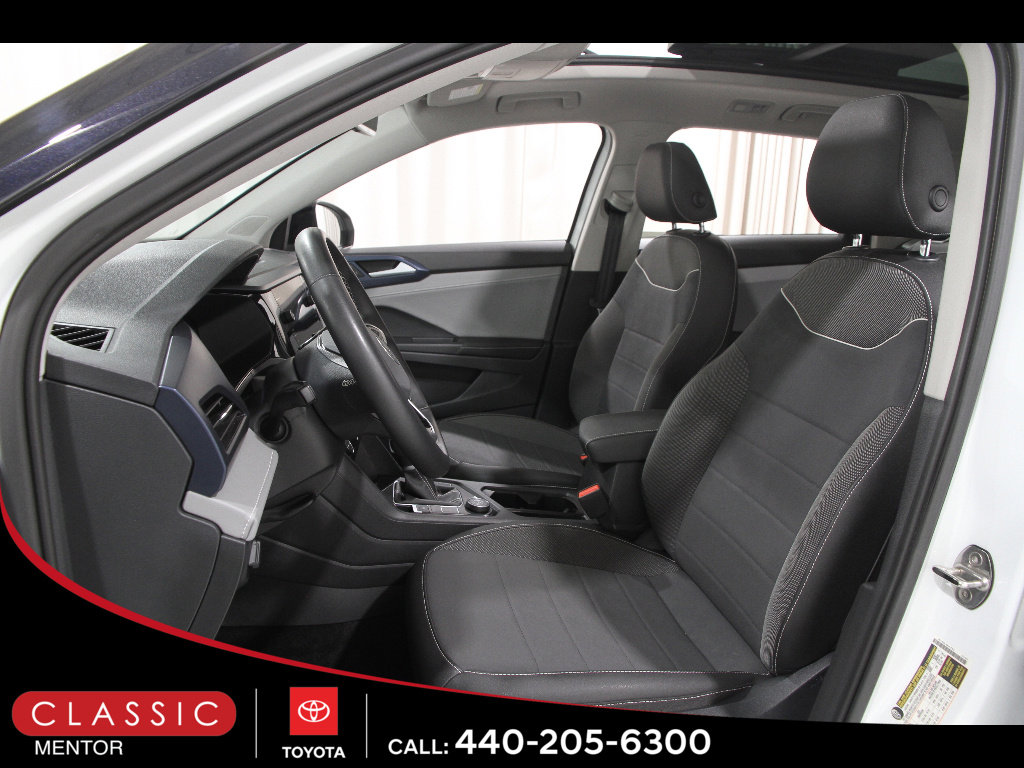 Used 2024 Volkswagen Taos SE image 5