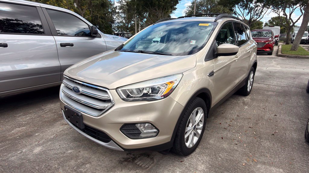 Used 2018 Ford Escape SEL AWD/4WD image 2