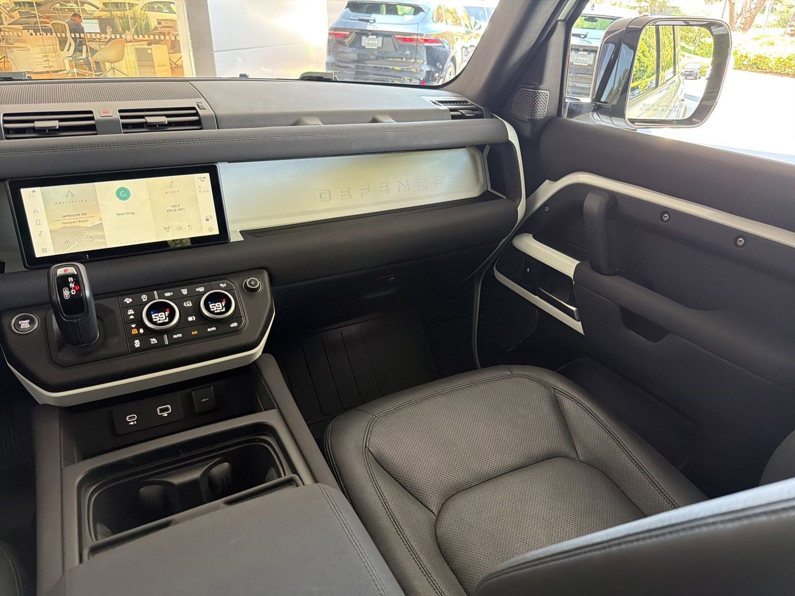 Used 2023 Land Rover Defender 110 S AWD/4WD image 29