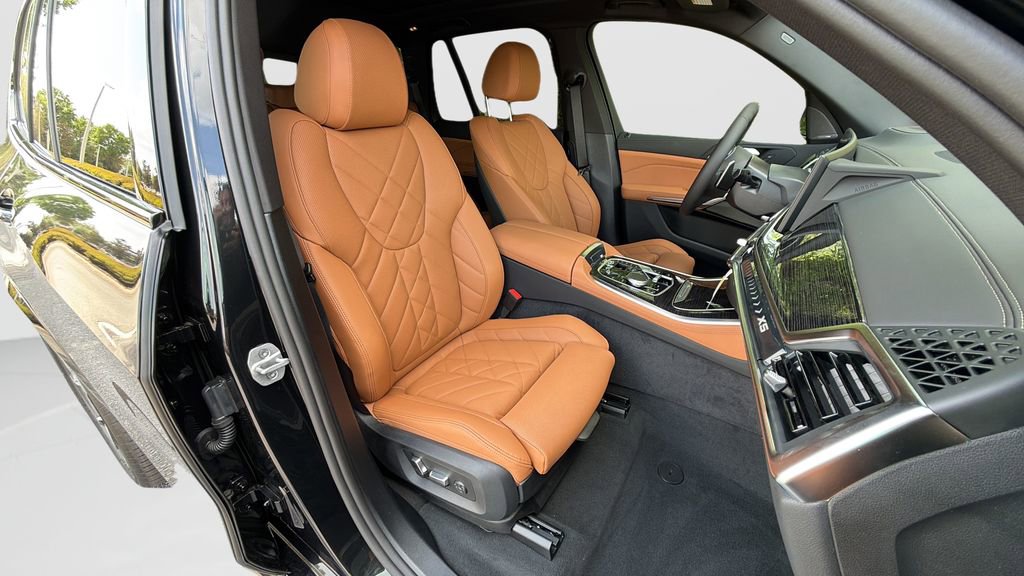 New 2026 BMW X5 xDrive50e w/ M Sport Package image 19