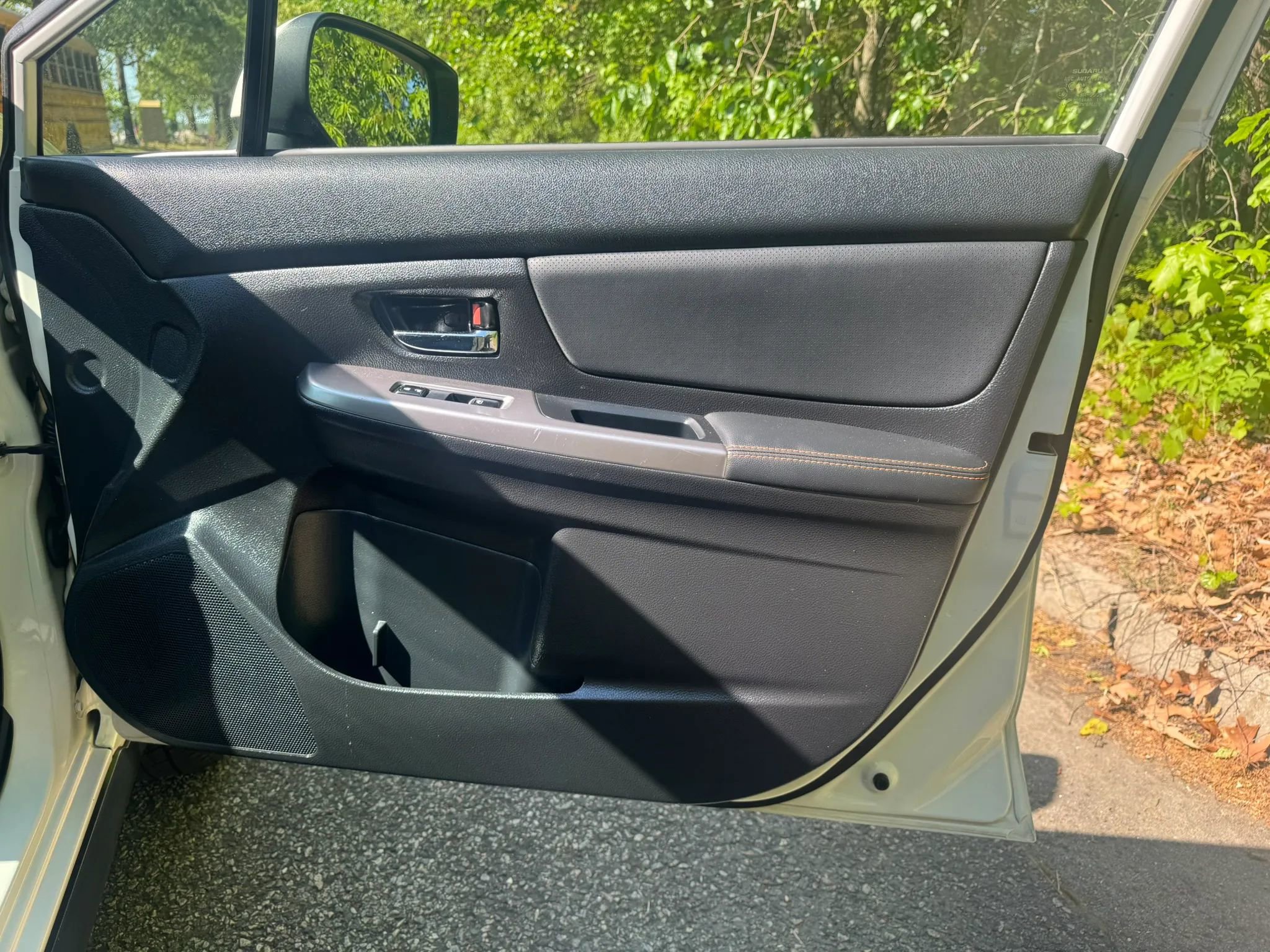 Used 2016 Subaru Crosstrek 2.0i Limited AWD/4WD image 12