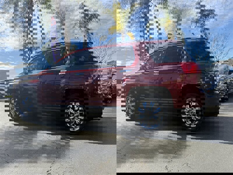 Used 2011 GMC Terrain SLT w/ Cargo Package image 11