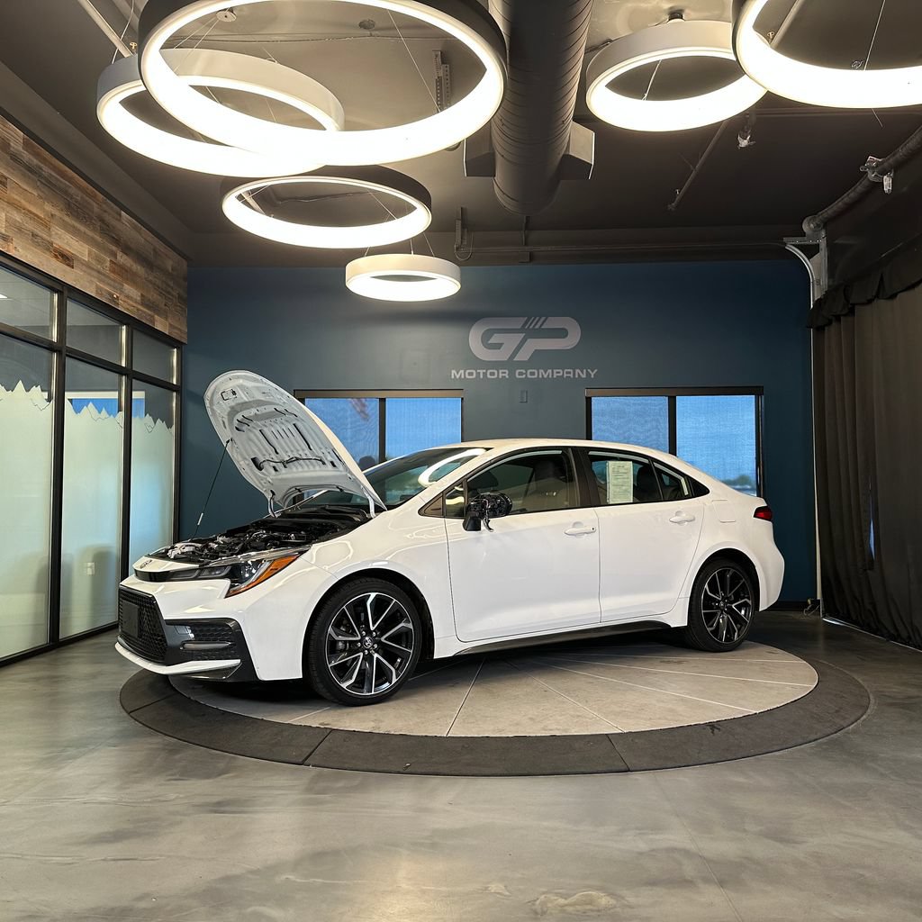 Used 2020 Toyota Corolla SE FWD image 24
