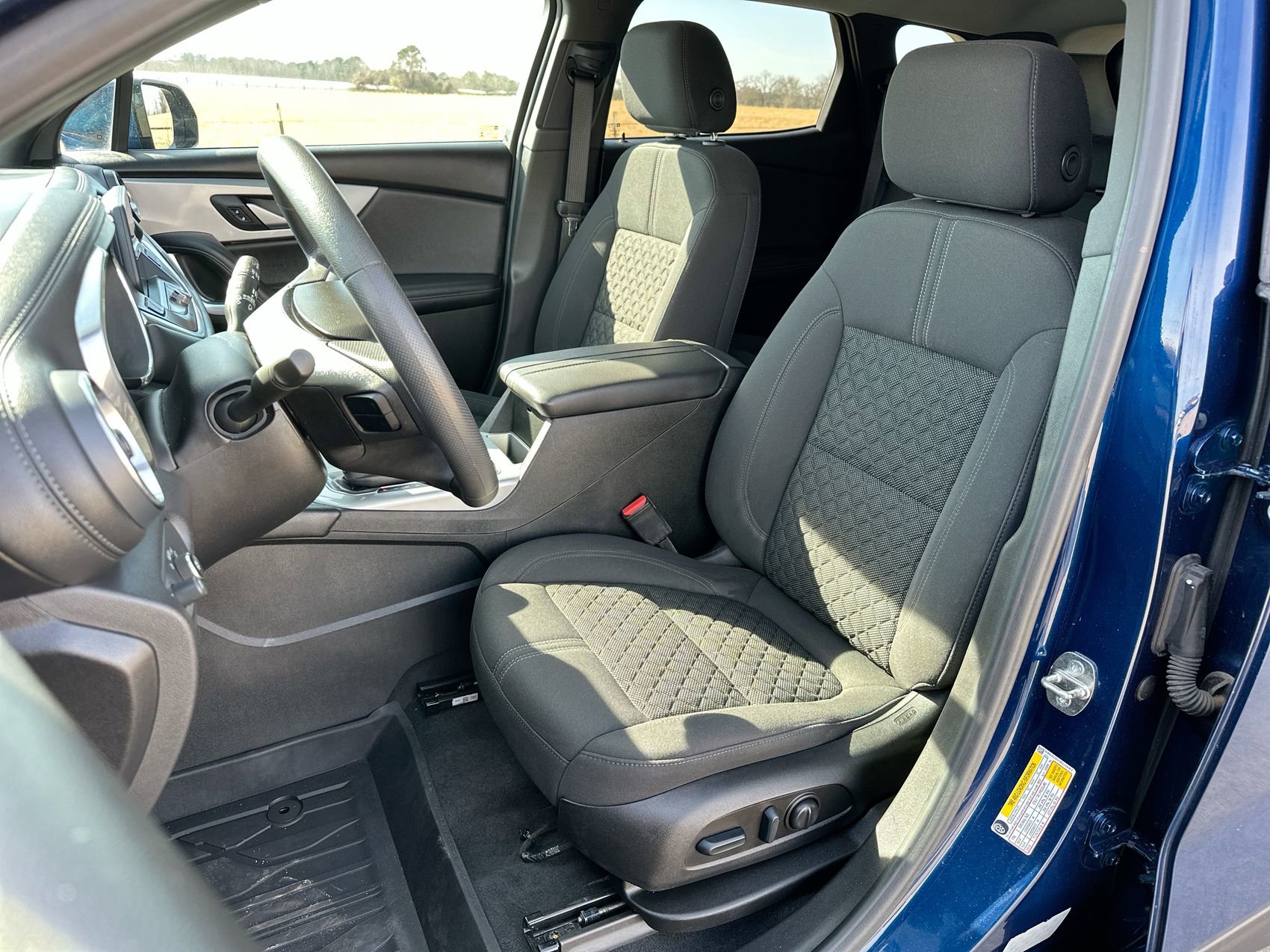 Used 2022 Chevrolet Blazer LT FWD image 11