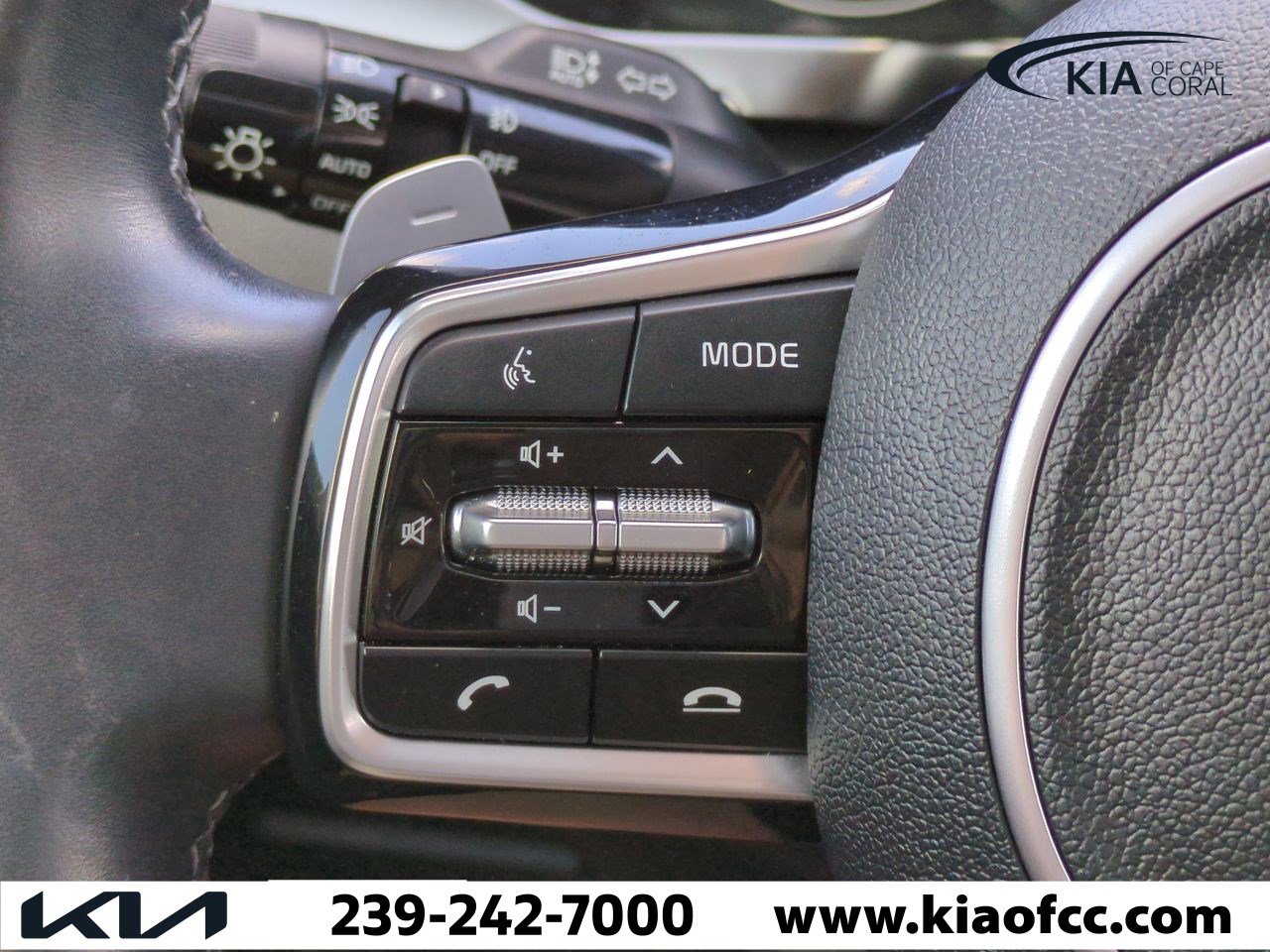 Certified 2023 Kia Sorento EX image 27