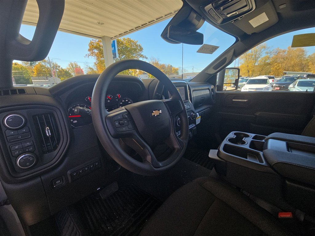 New 2025 Chevrolet Silverado 2500 Custom w/ Custom Value Package image 10
