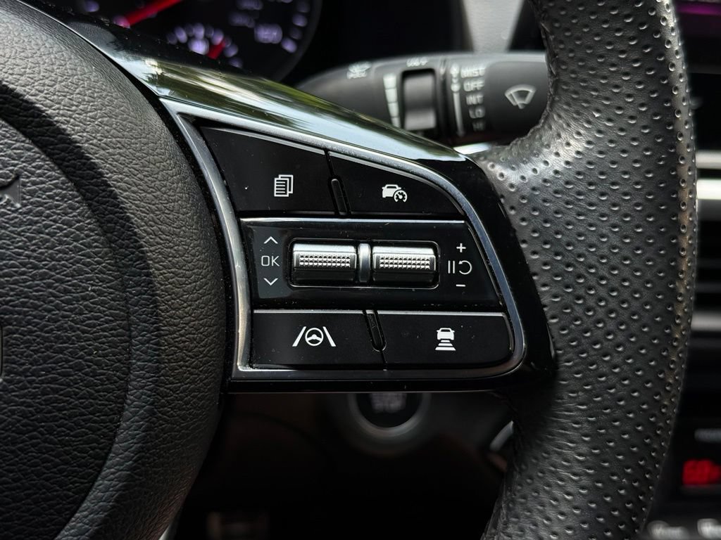 Used 2023 Kia Forte GT-Line w/ GT-Line Technology Package FWD image 21