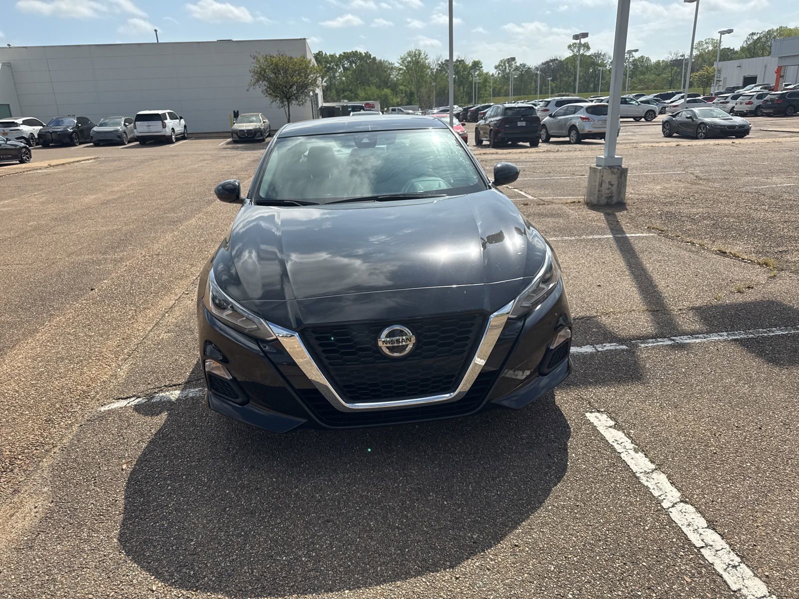 Used 2022 Nissan Altima 2.5 SV image 2