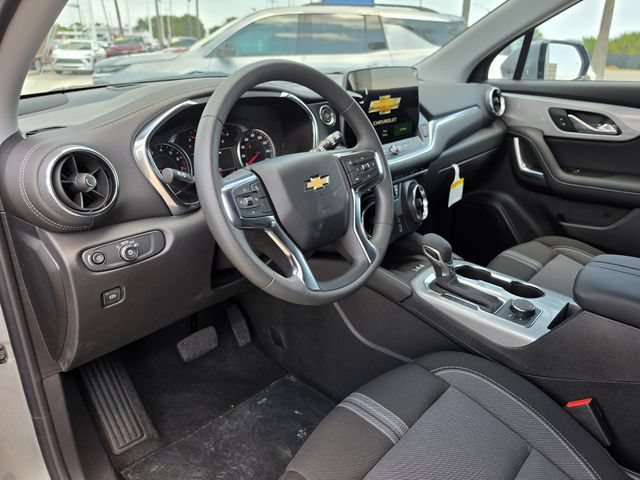 New 2026 Chevrolet Blazer LT w/ Convenience Package AWD/4WD image 16