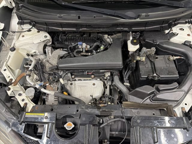 Used 2016 Nissan Rogue SV AWD/4WD image 28