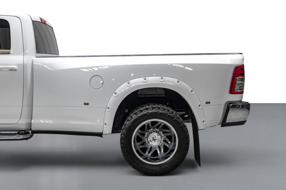 Used 2022 RAM 3500 Big Horn AWD/4WD image 11