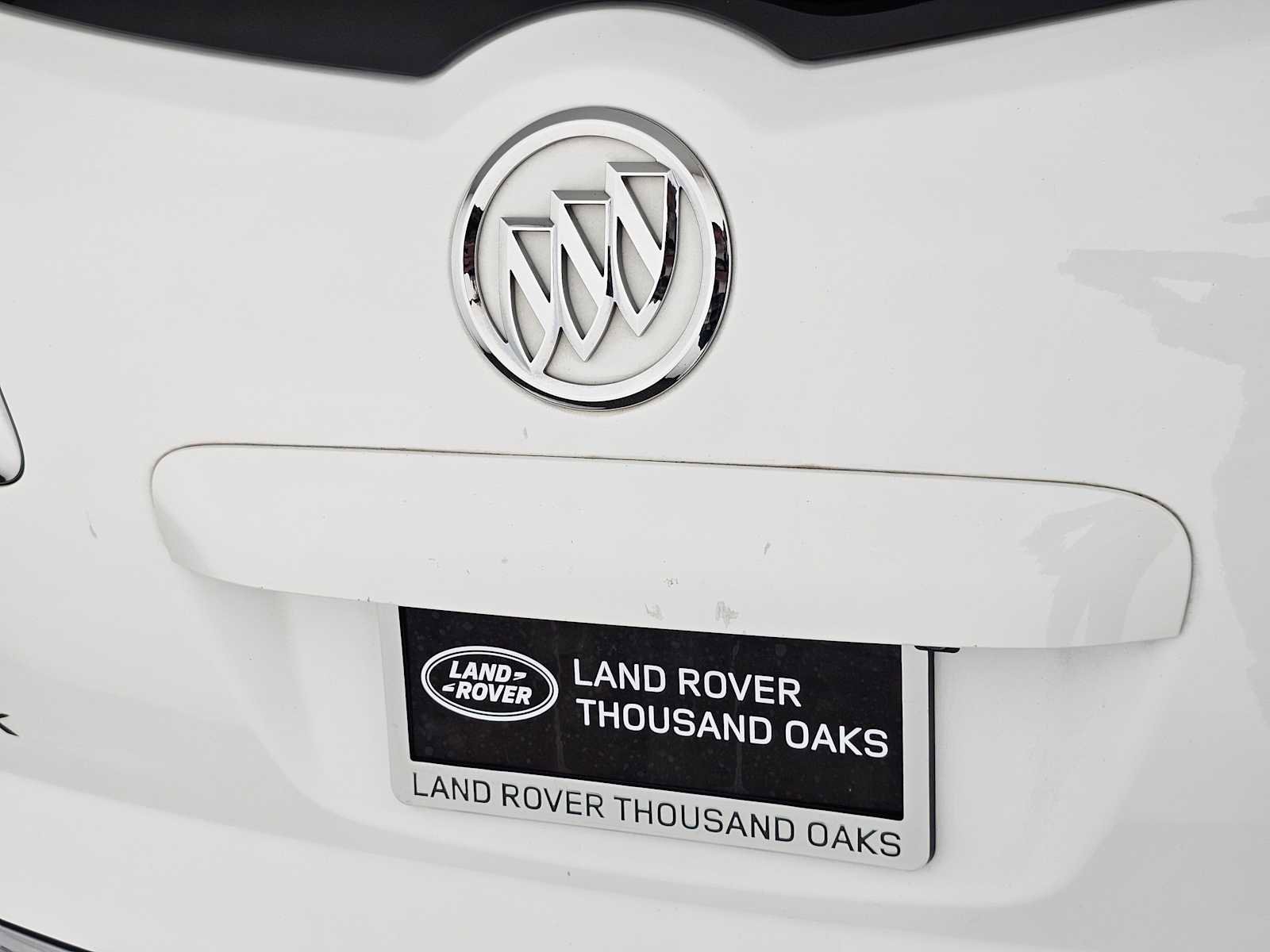 Used 2017 Buick Enclave Premium image 14