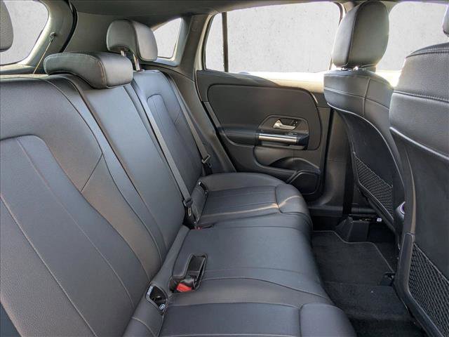 Used 2021 Mercedes-Benz GLA 250 GLA 250 image 18