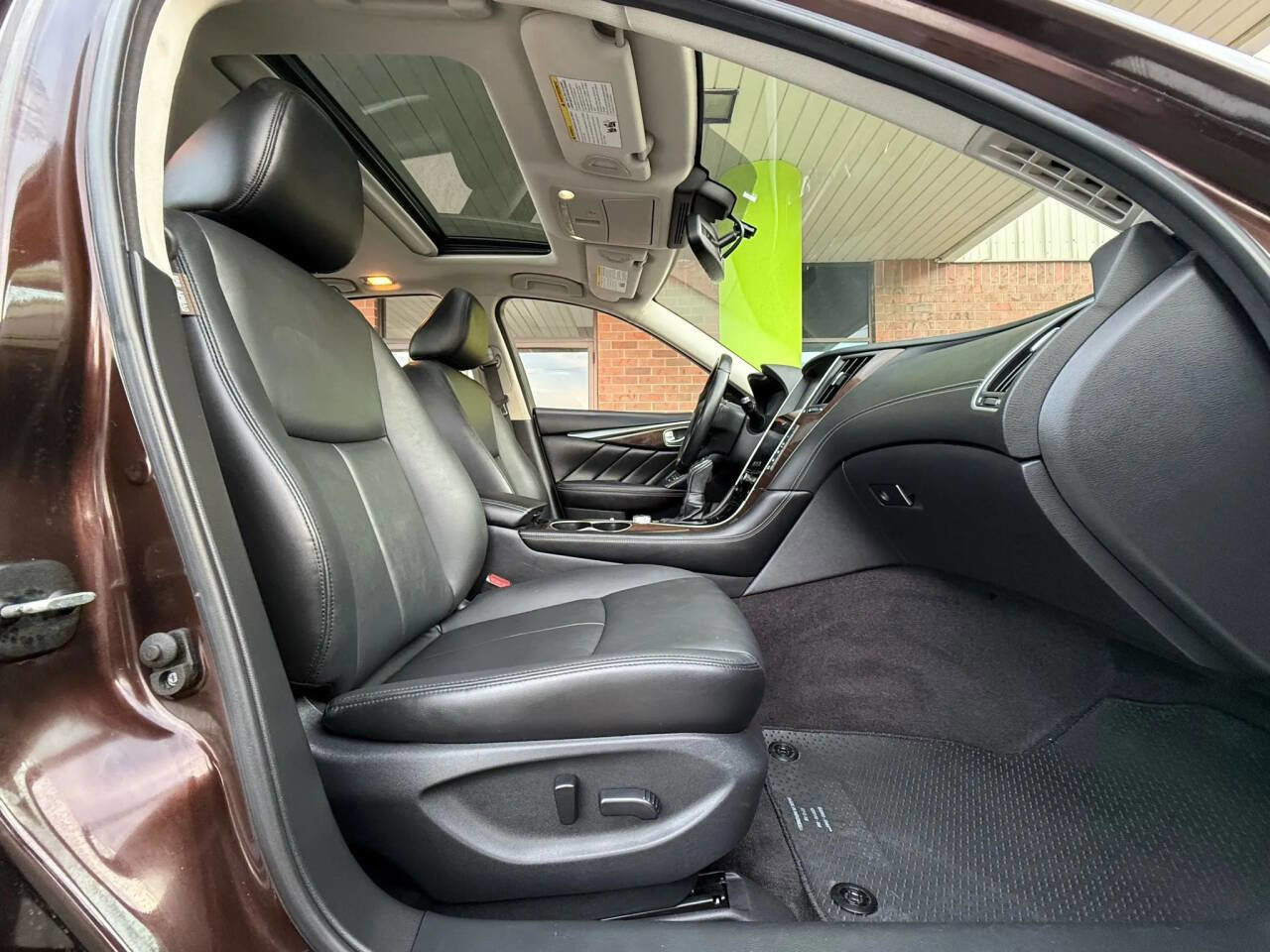 Used 2018 INFINITI Q50 Luxe w/ Essential Package (3.0T Luxe) image 26