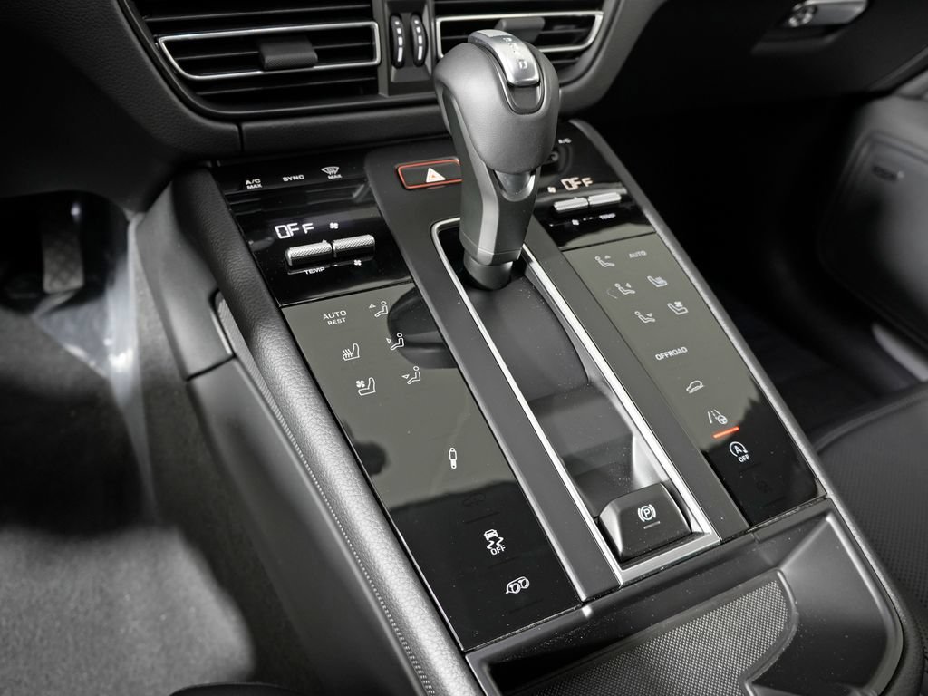 New 2026 Porsche Macan S AWD/4WD image 29