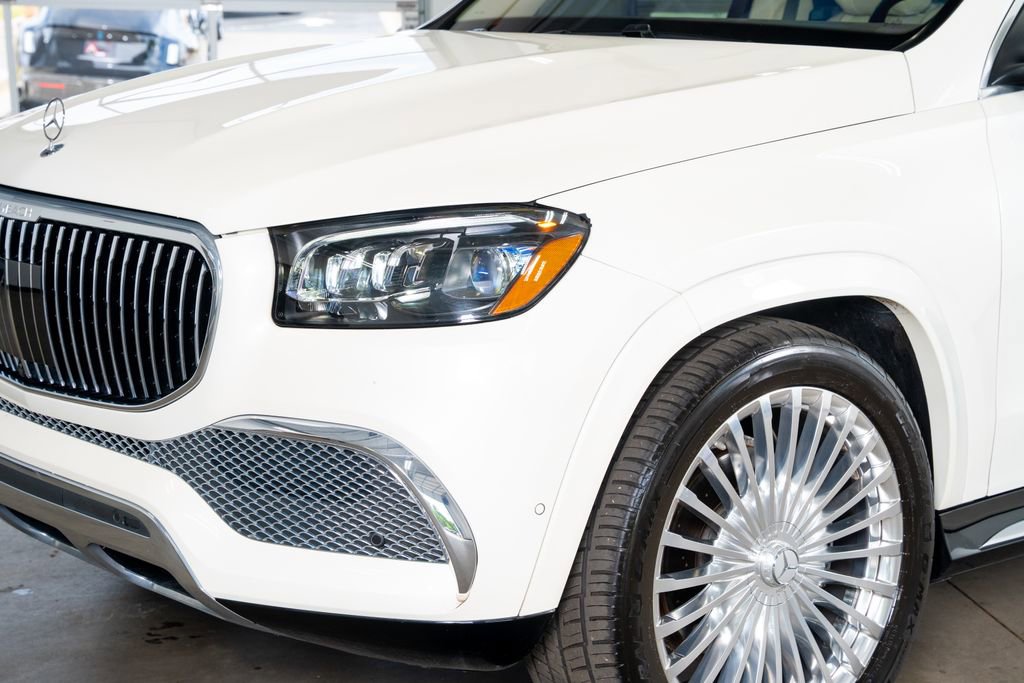 Used 2023 Mercedes-Benz Maybach GLS 600 4MATIC image 12