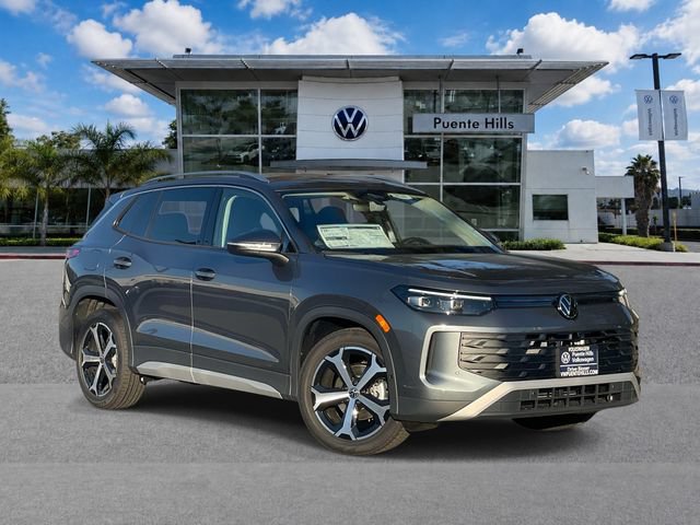 New 2026 Volkswagen Tiguan SE