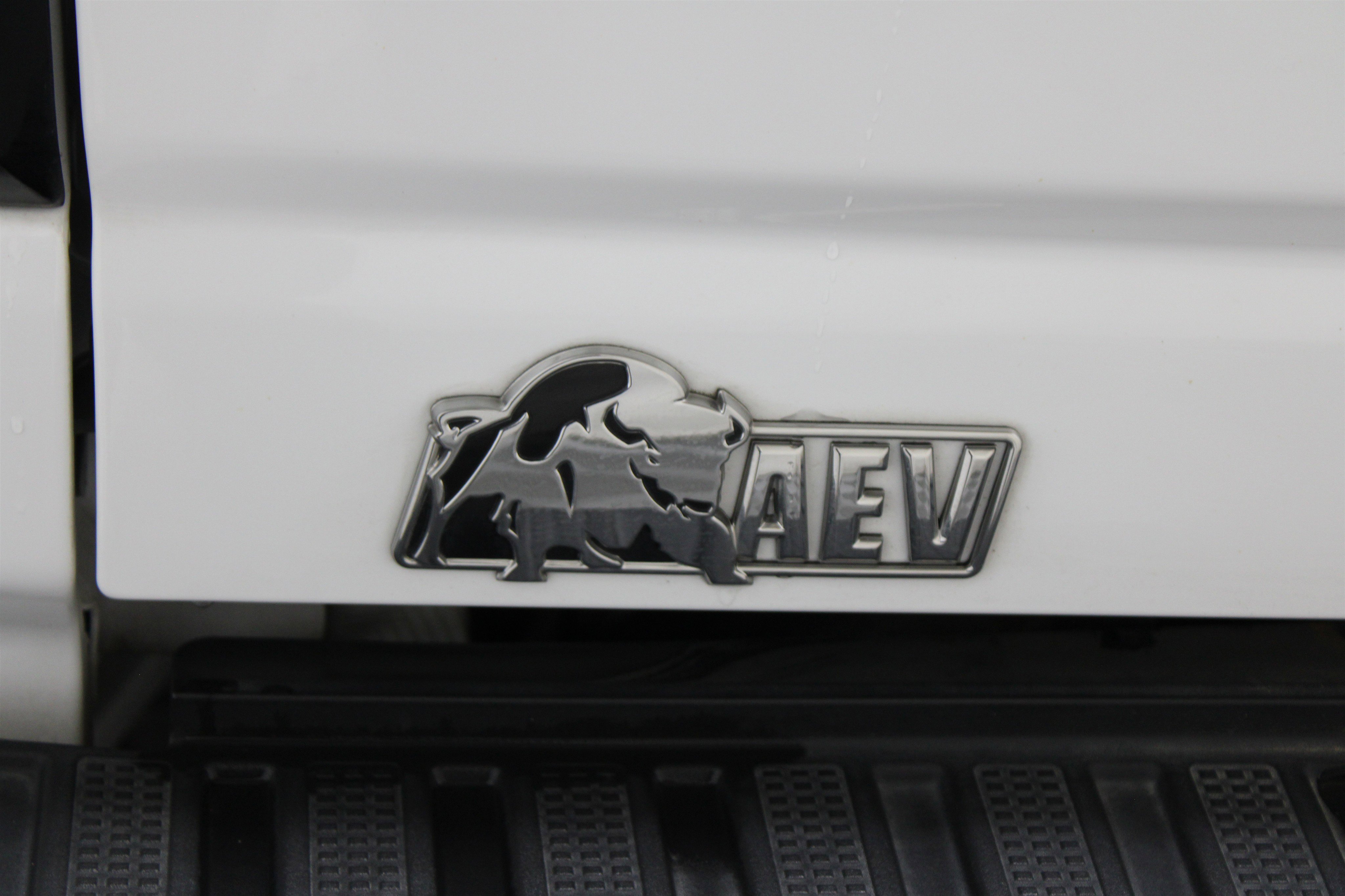 Used 2025 GMC Sierra 2500 AT4X w/ AT4X AEV Edition image 42