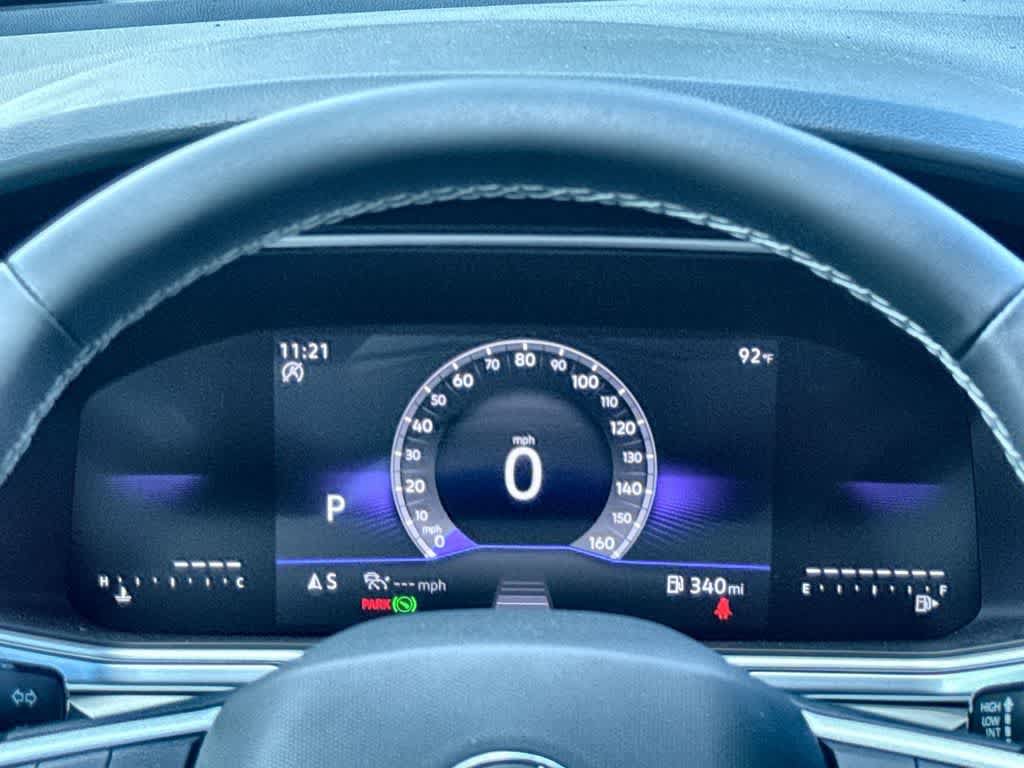 New 2026 Volkswagen Taos SE FWD image 16