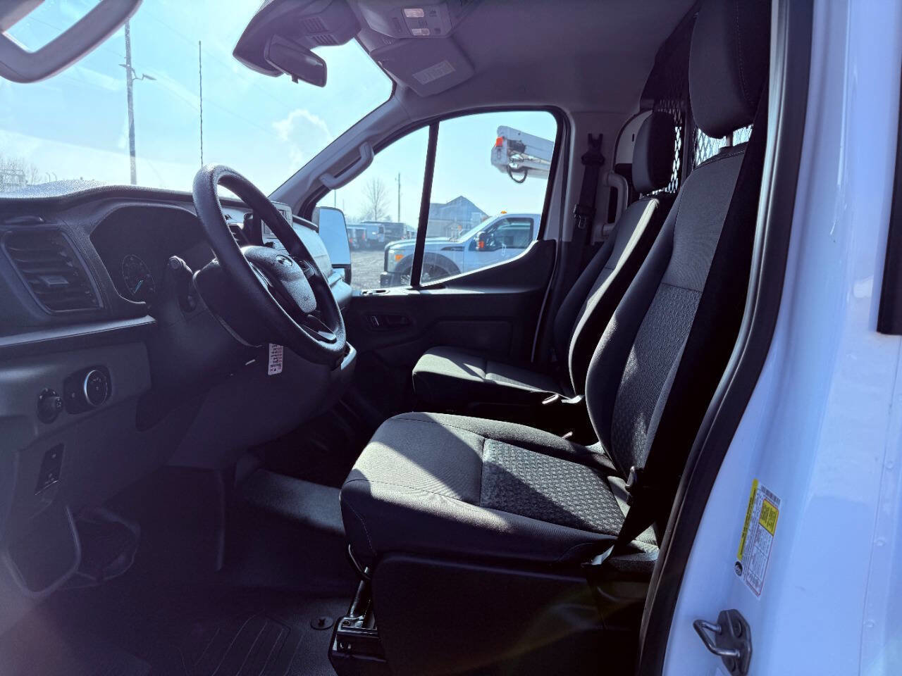 Used 2023 Ford Transit 250 Low Roof AWD w/ Exterior Upgrade Package image 15