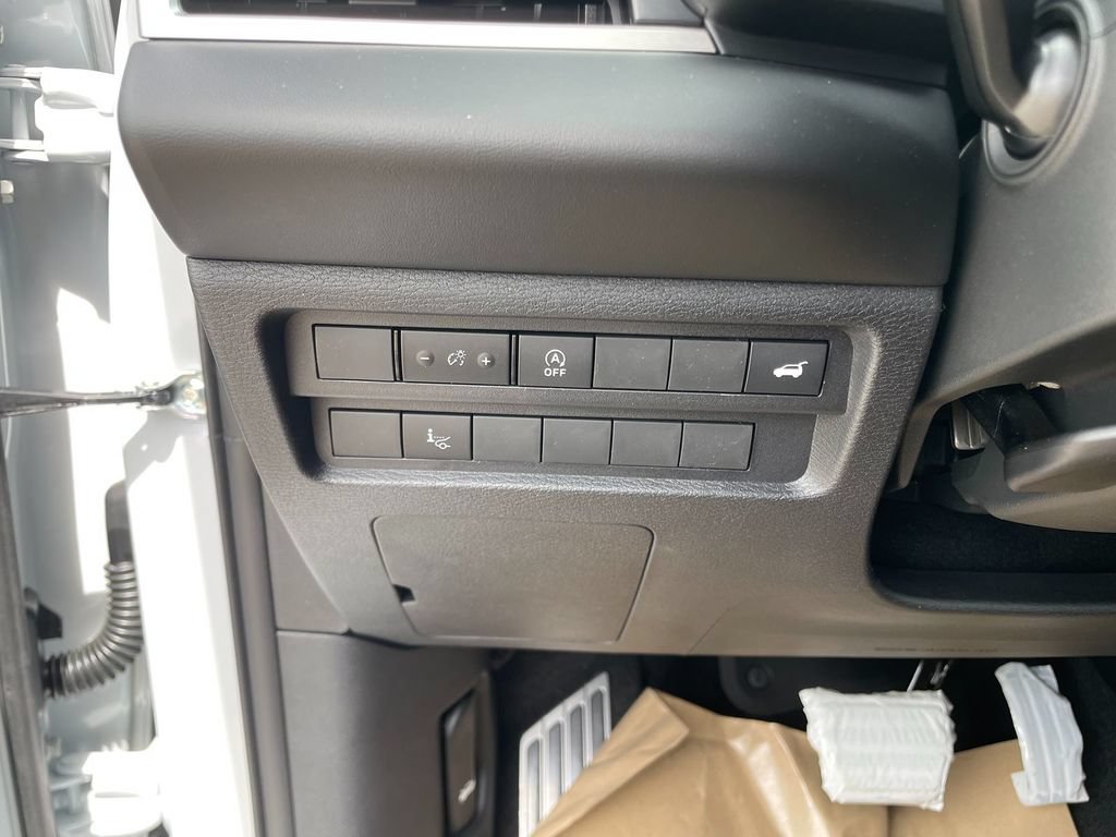 New 2026 Mitsubishi Outlander SEL AWD/4WD image 14