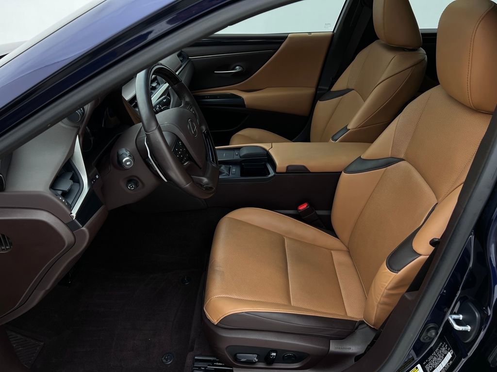 Used 2021 Lexus ES 350 w/ Premium Package image 11