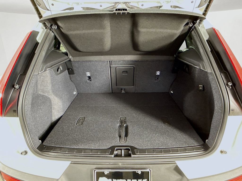 New 2026 Volvo XC40 B4 Plus w/ Protection Package image 27