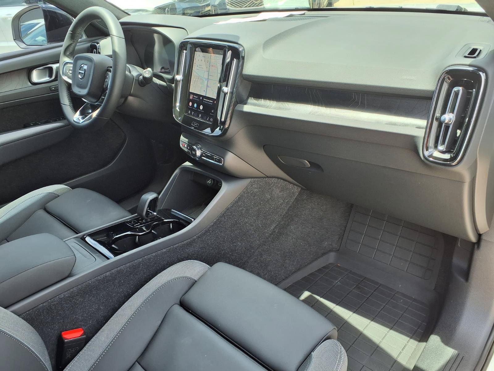 Certified 2023 Volvo XC40 Recharge Ultimate w/ Protection Package Premier AWD/4WD image 10